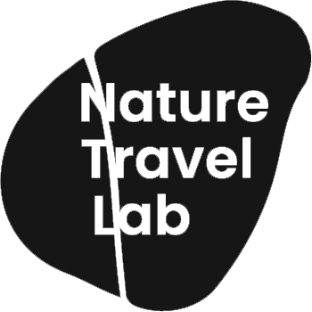 Logotyp Nature Travel Lab